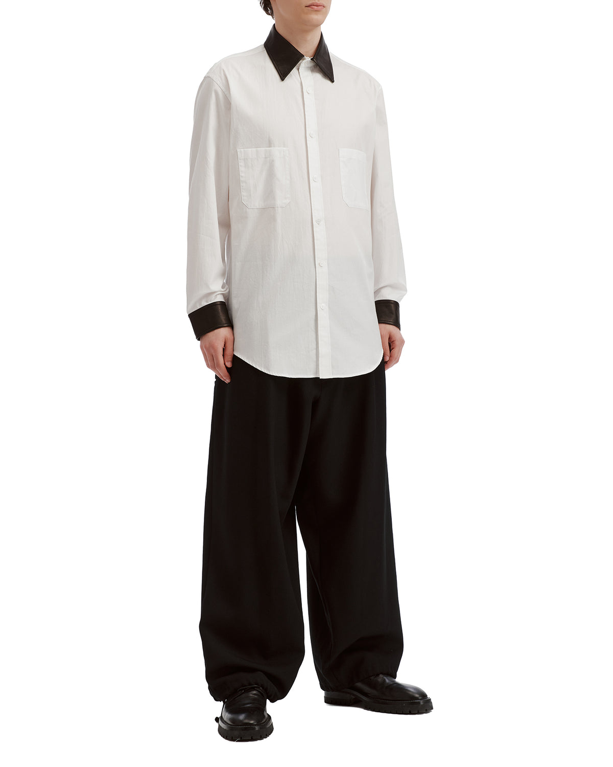 Contrast-collar shirt