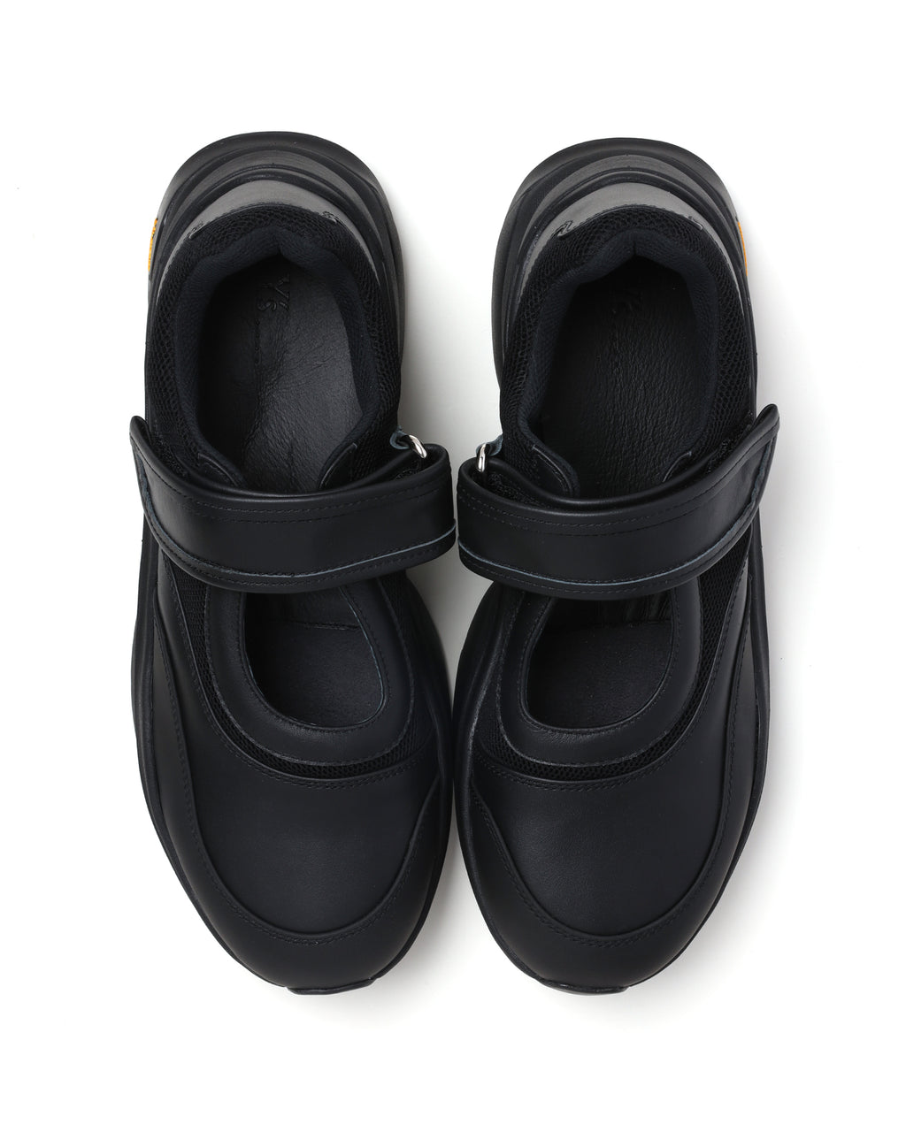 Cow leather sneakers