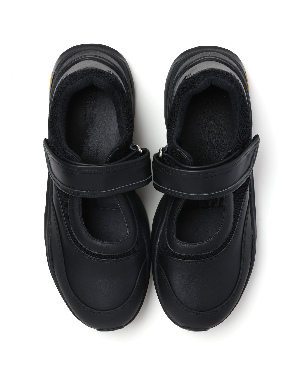 Cow leather sneakers