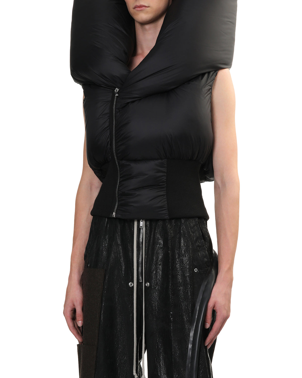 Anubis sleeveless jacket