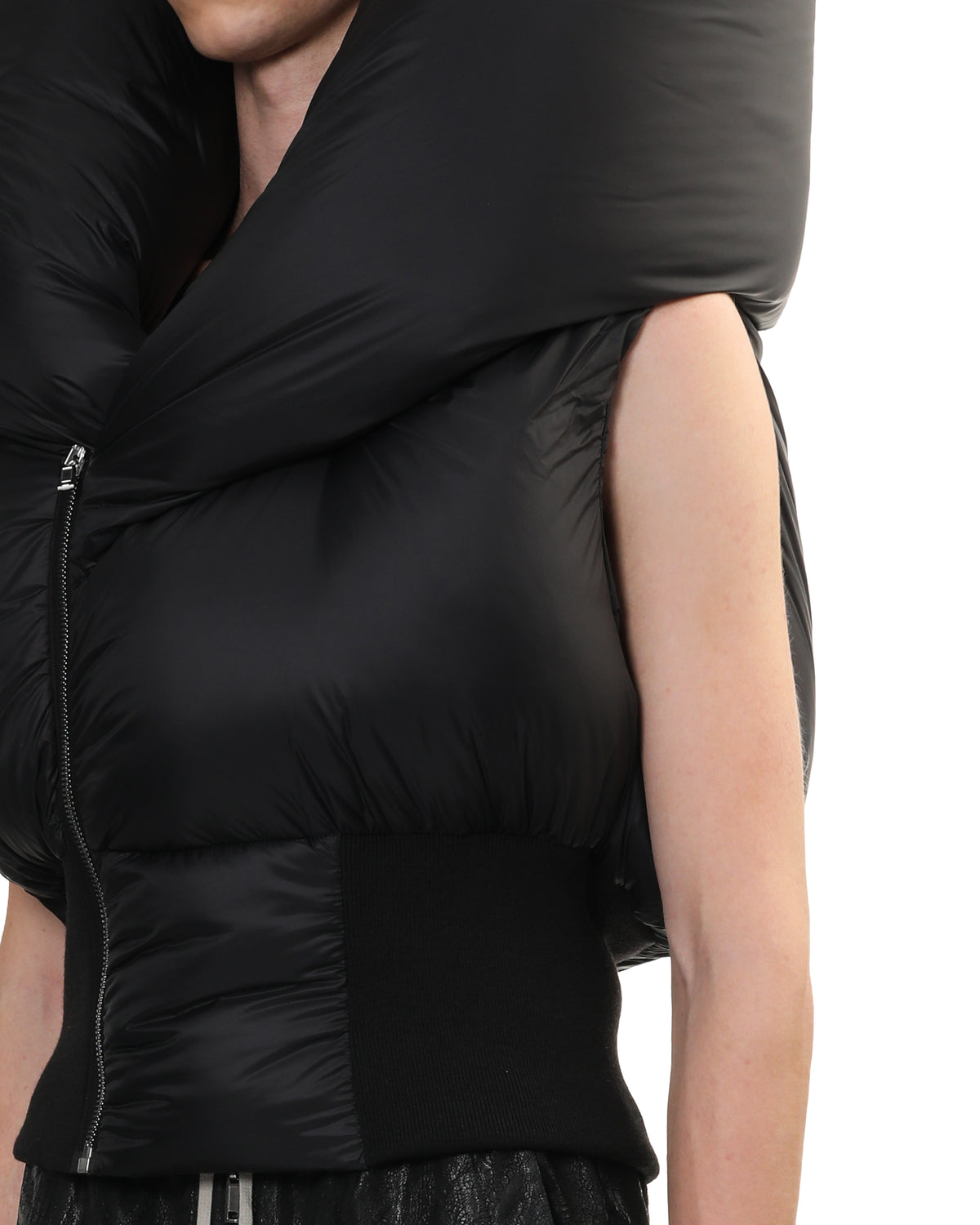 Anubis sleeveless jacket