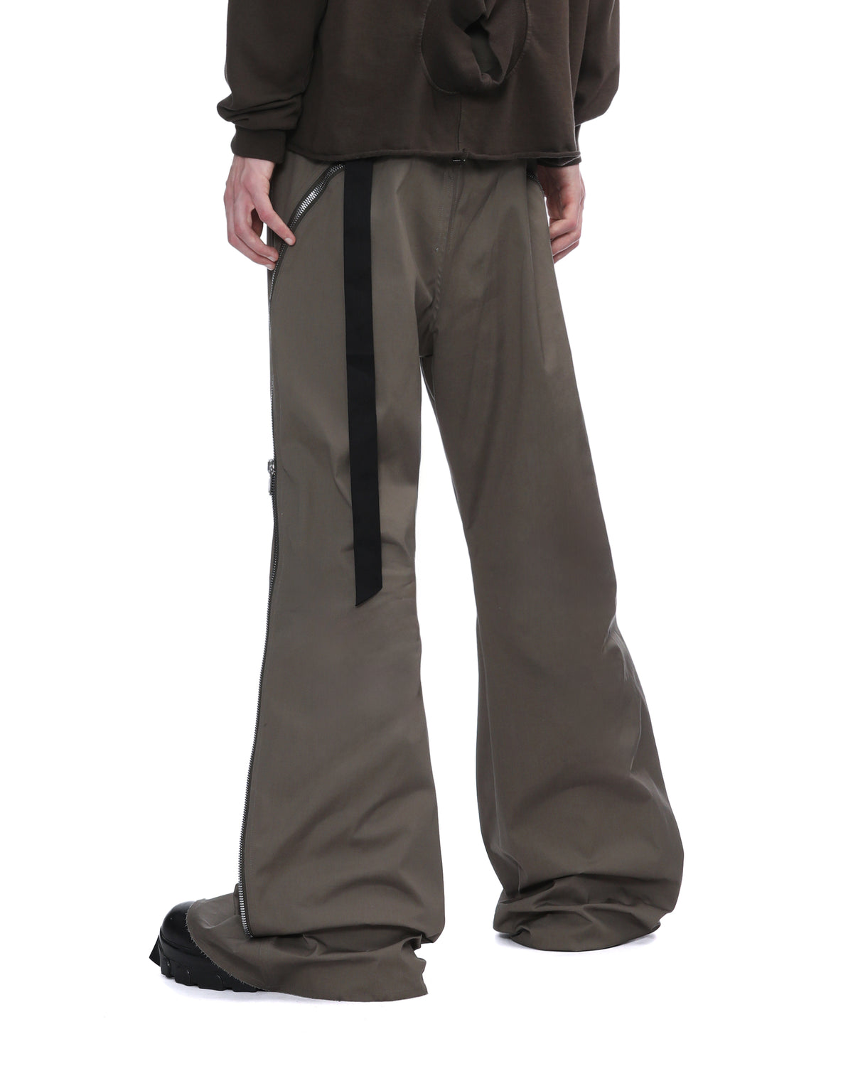 Zip-detailed pants