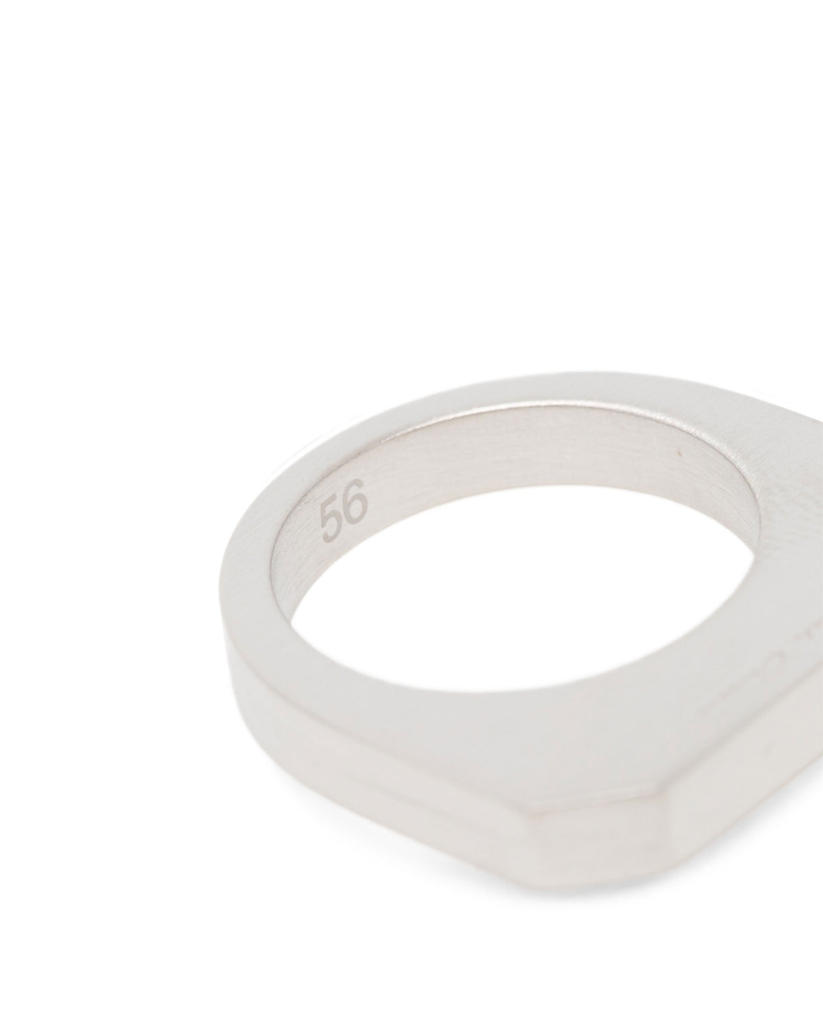 Hollywood ring
