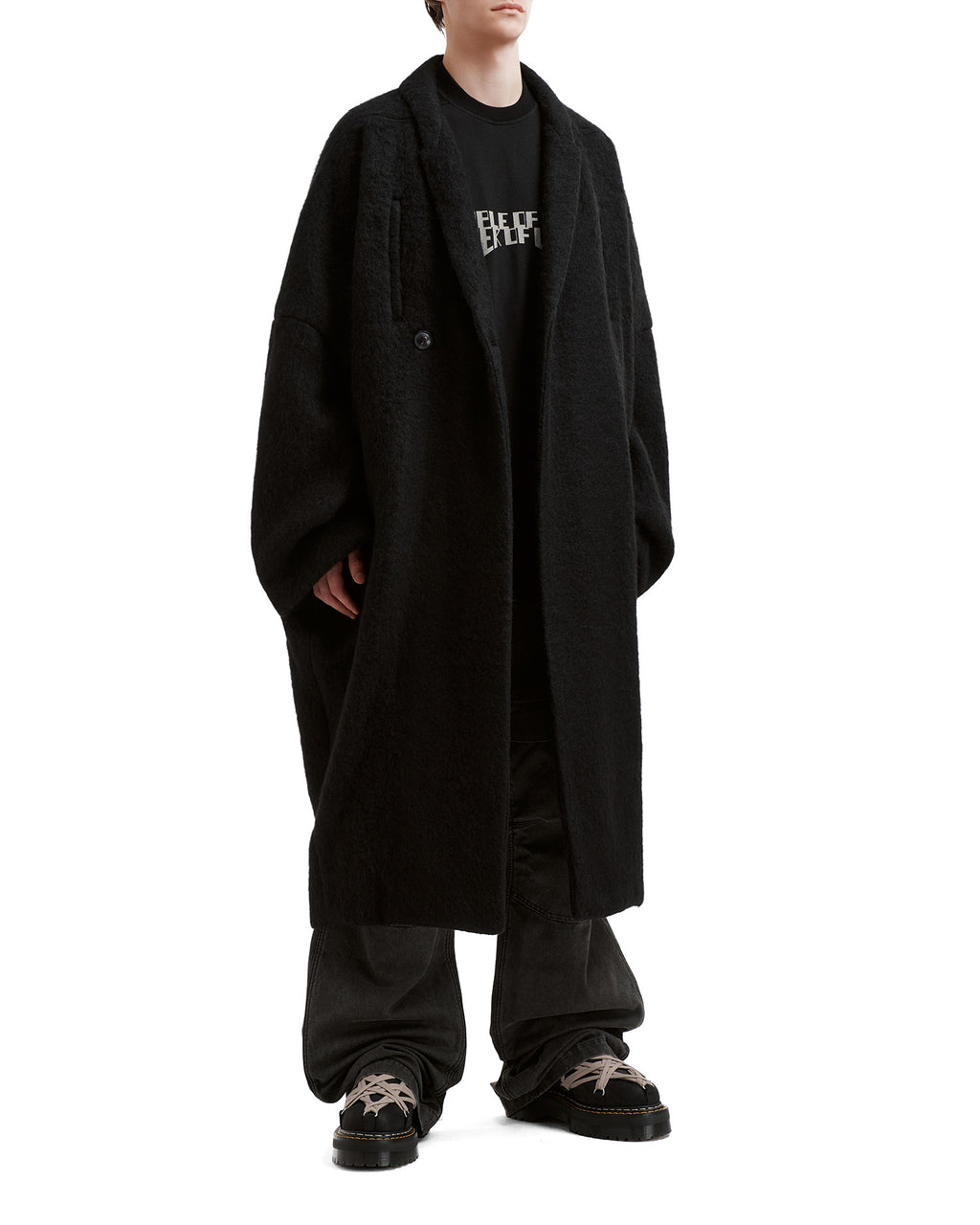 Loose mid-length coat