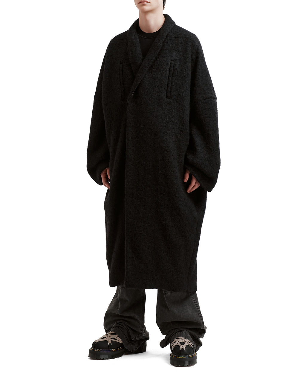 Loose mid-length coat