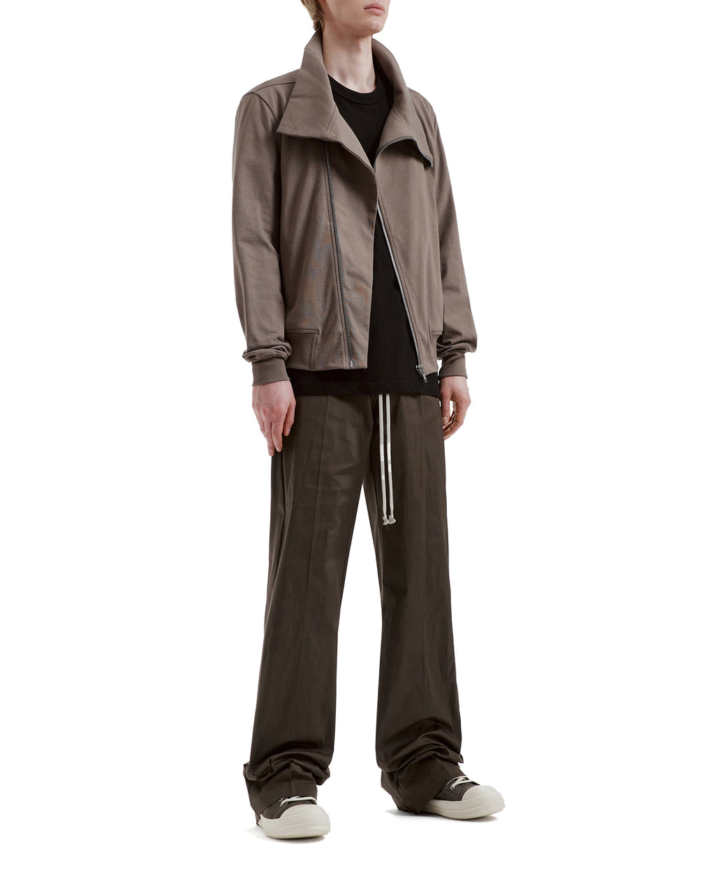 Wide-leg pants