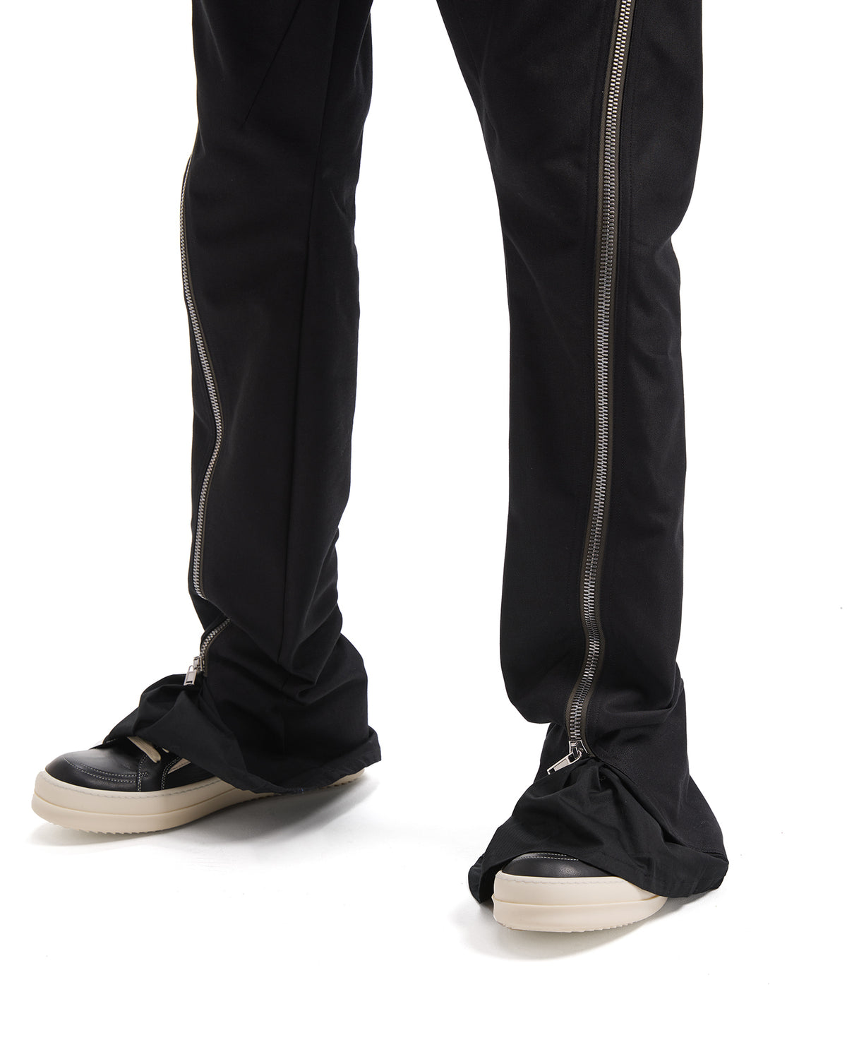 Zip-detail pants