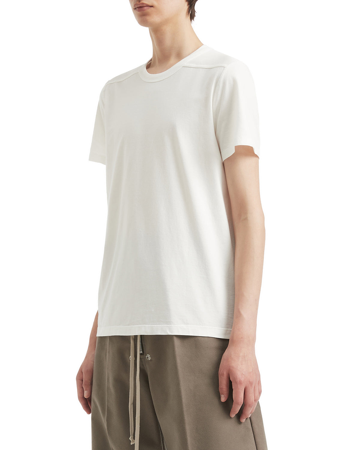 Short level tee